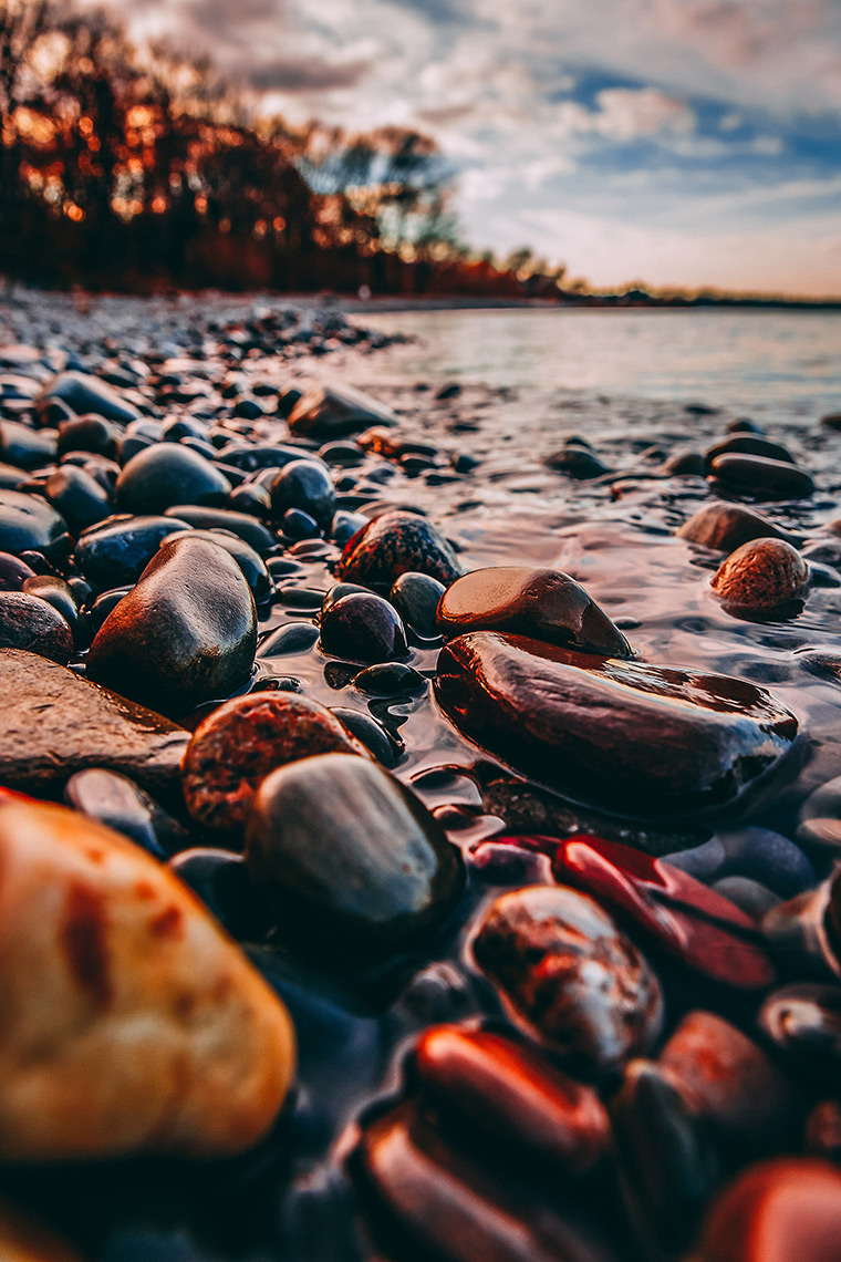 Rocky shore of Grimsby Beach, ON